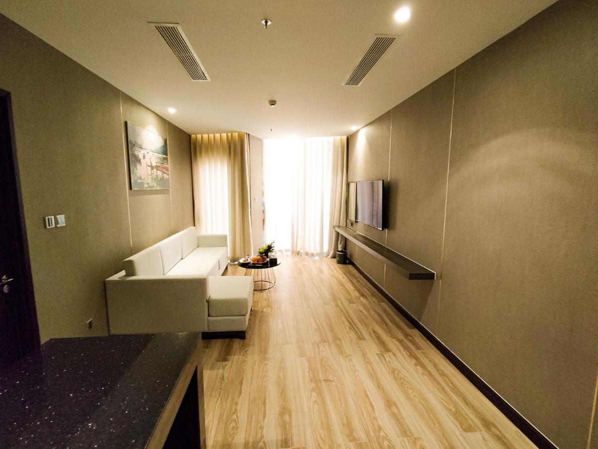 Diamond Stars Ben Tre Hotel Zewnętrze zdjęcie A living room in a serviced apartment in Beijing, China